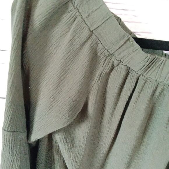 New without tags. "Solemio" woman's crop shirt - Picture 5 of 7